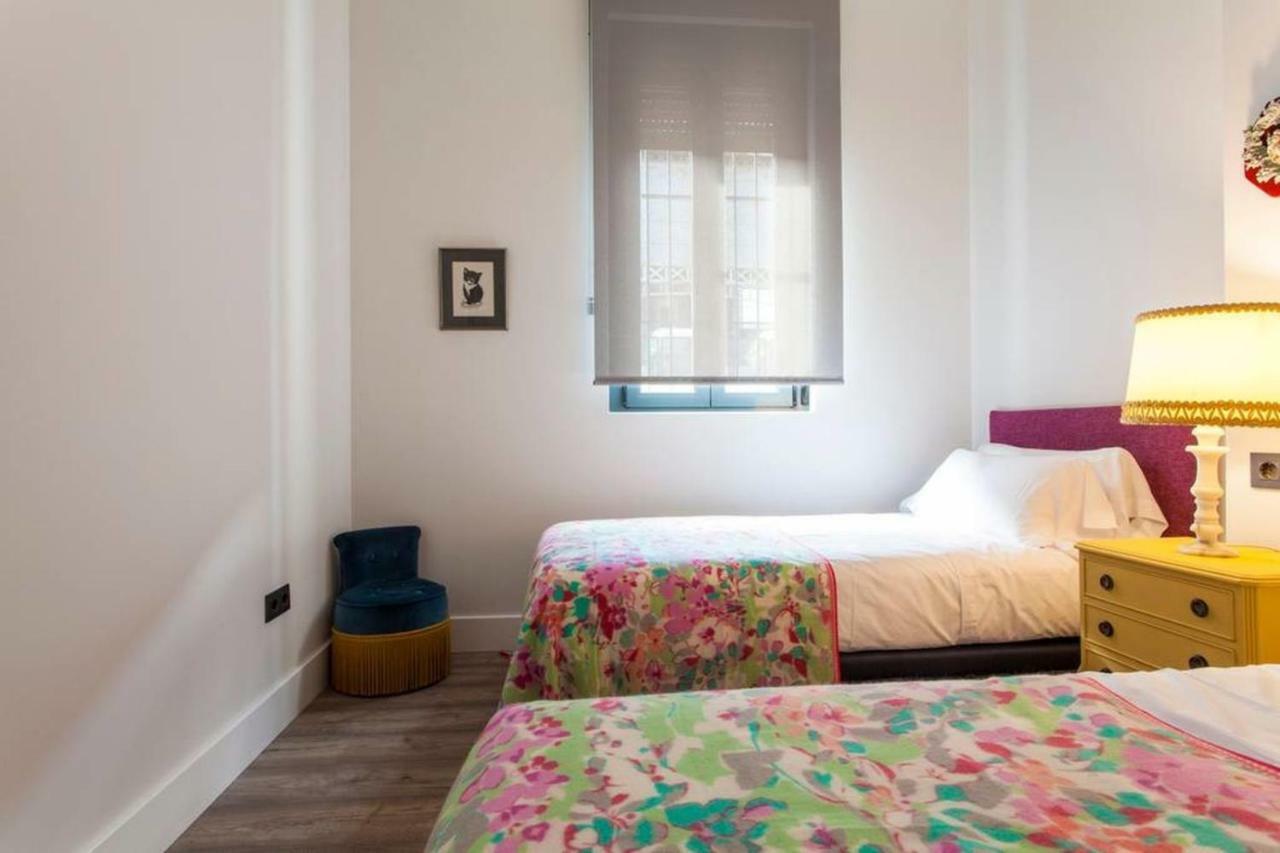 Apartamentos Rg Duplex San Bernardo Sevilla Szoba fotó
