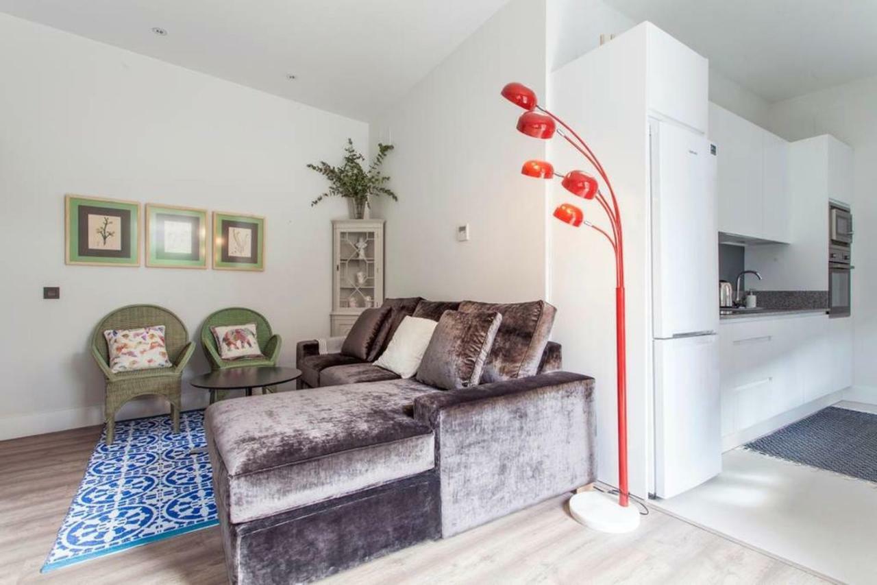 Apartamentos Rg Duplex San Bernardo Sevilla Szoba fotó