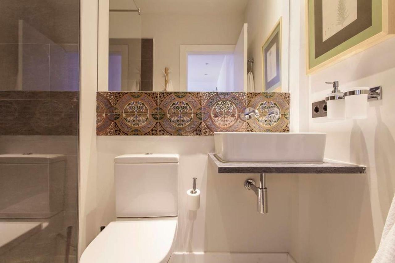 Apartamentos Rg Duplex San Bernardo Sevilla Szoba fotó