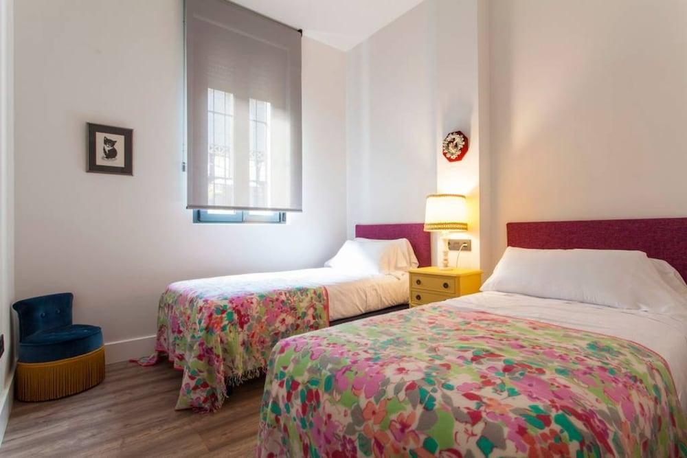 Apartamentos Rg Duplex San Bernardo Sevilla Kültér fotó